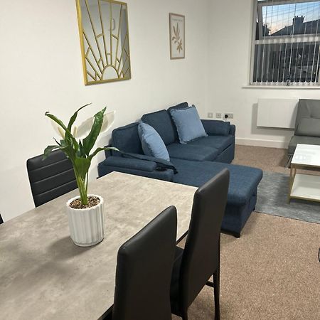 Failsworth Luxury Apartment With Free Parking By Daley Stays Manchester Buitenkant foto