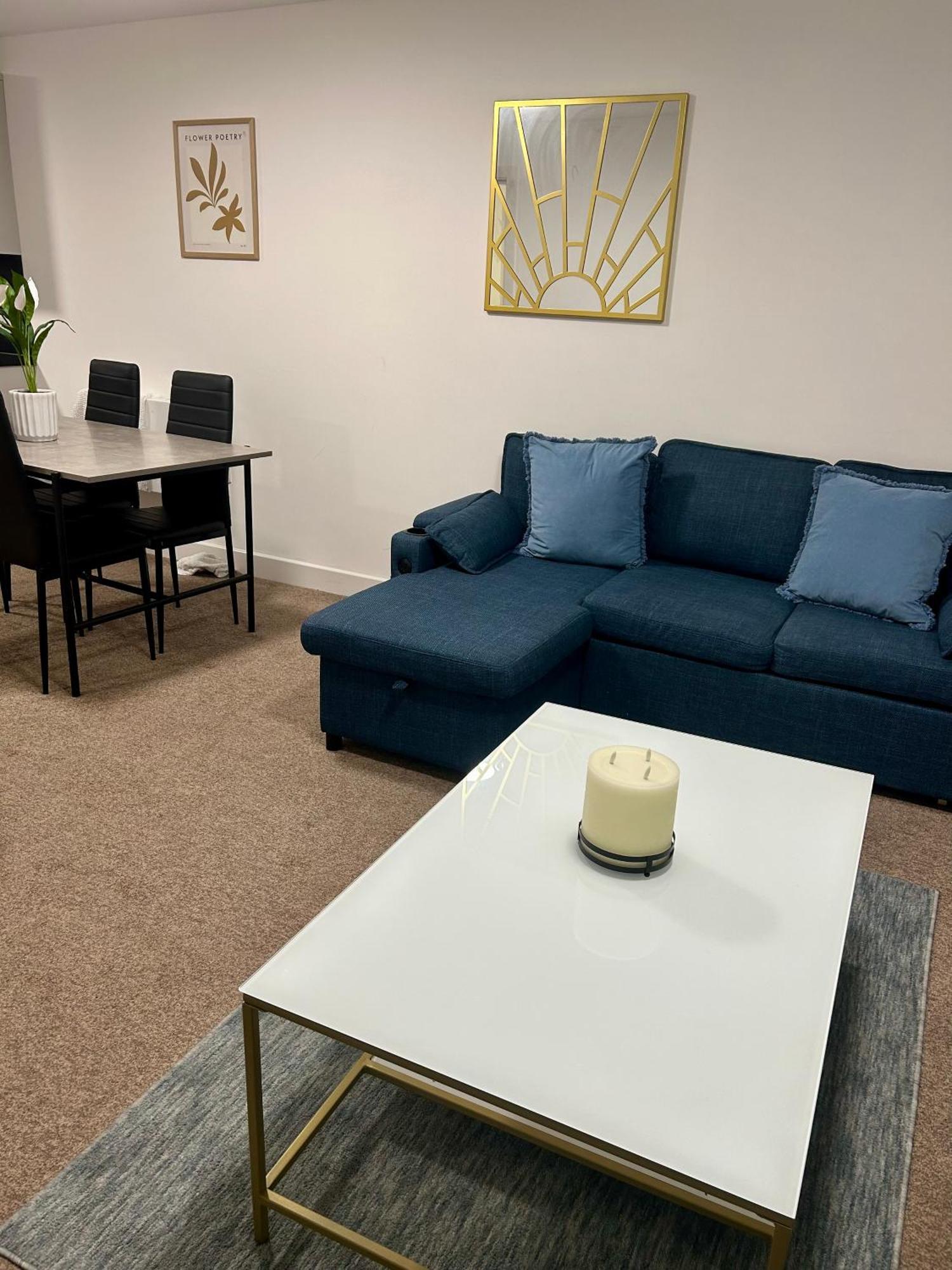 Failsworth Luxury Apartment With Free Parking By Daley Stays Manchester Buitenkant foto